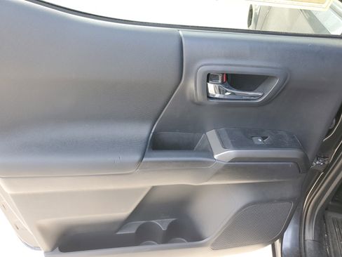 Used 2023 Toyota Tacoma SR5 image 15