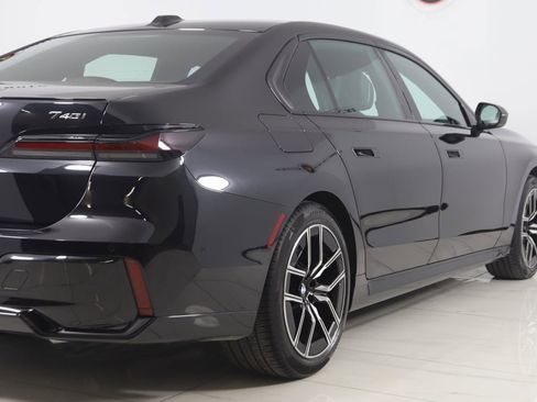 Used 2023 BMW 740i w/ Parking Assistance Package image 60