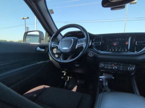 Used 2024 Dodge Durango SXT image 7