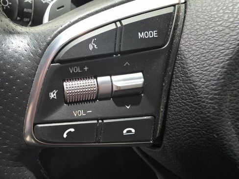 Used 2021 Genesis G70 3.3T w/ Sport Package image 5