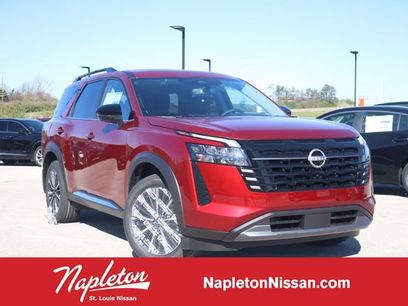 New 2026 Nissan Pathfinder Platinum w/ Cargo Package