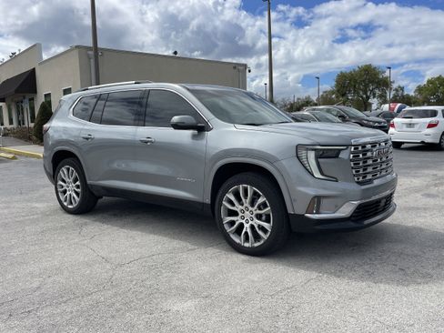 Certified 2025 GMC Acadia Denali w/ Super Cruise Package image 1