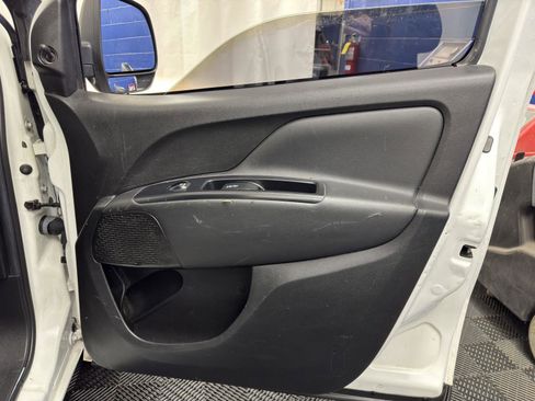 Used 2020 RAM ProMaster City Tradesman image 25