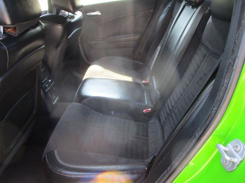 Used 2017 Dodge Charger R/T RWD image 15