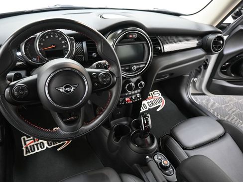 Used 2021 MINI Cooper S FWD image 5