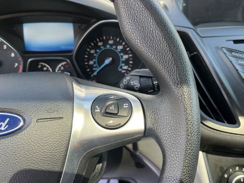 Used 2016 Ford Escape SE AWD/4WD image 10