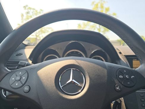 Used 2011 Mercedes-Benz C 300 4MATIC Sedan image 23