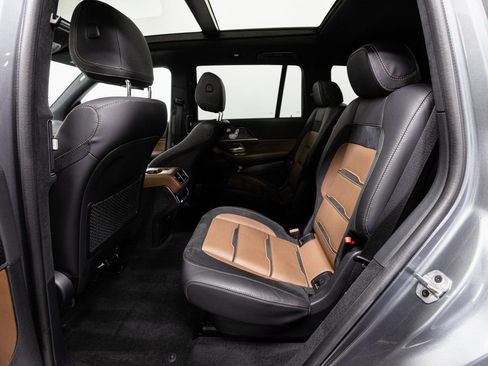 Used 2024 Mercedes-Benz GLS 63 AMG GLS 63 AMG image 30