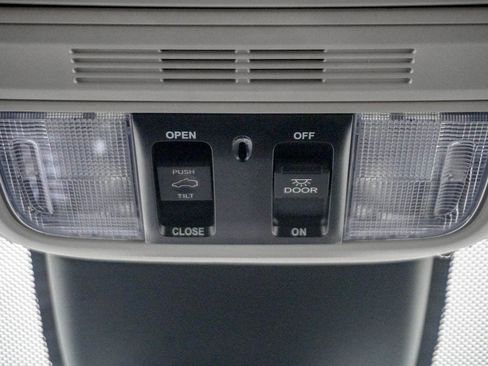 Certified 2026 Honda Odyssey EX-L image 27