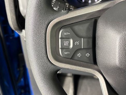 Certified 2022 Ford Bronco Base image 18