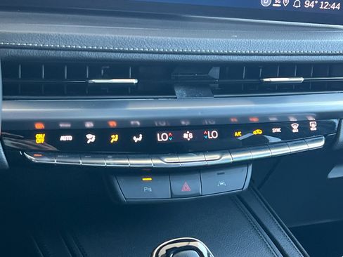 Certified 2025 Cadillac XT4 Premium Luxury FWD image 20
