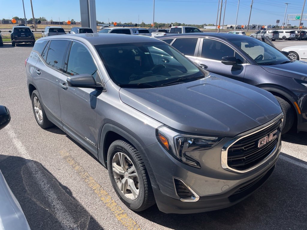 Used 2018 GMC Terrain SLE FWD image 2