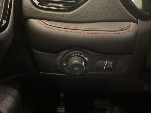 Used 2022 Dodge Durango R/T w/ Trailer Tow Group IV image 21