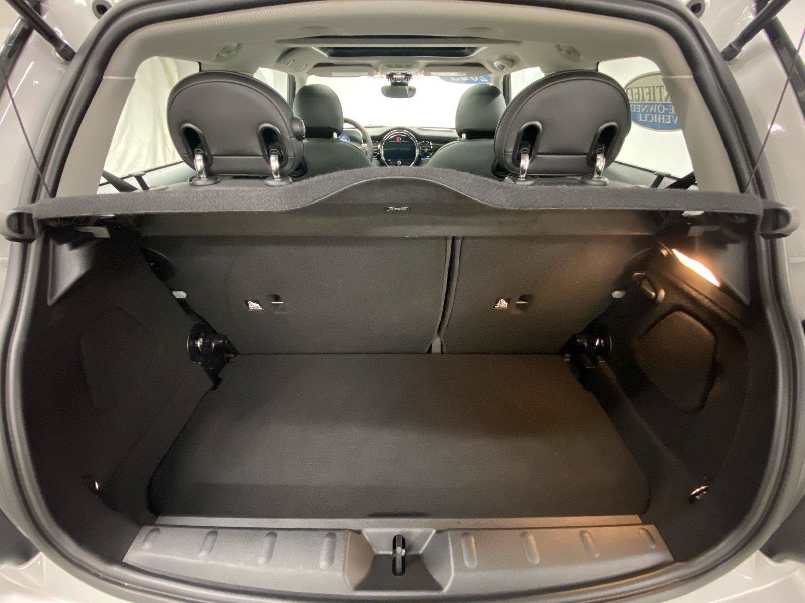 Used 2023 MINI Cooper 2-Door Hardtop FWD image 24