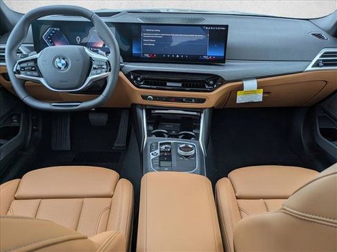 Used 2026 BMW 330i xDrive Sedan w/ Premium Package AWD/4WD image 16