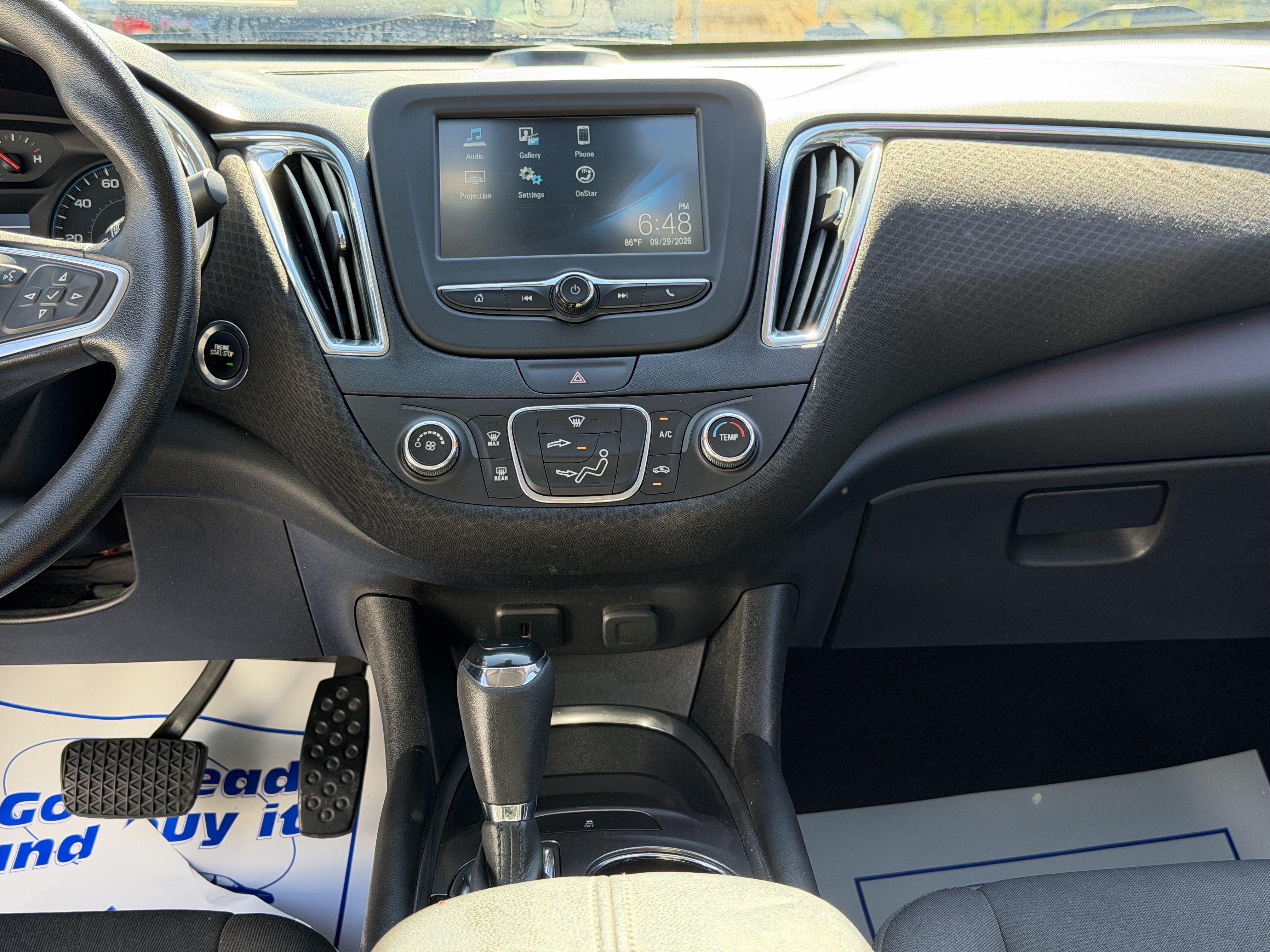 Used 2018 Chevrolet Malibu LT FWD image 21