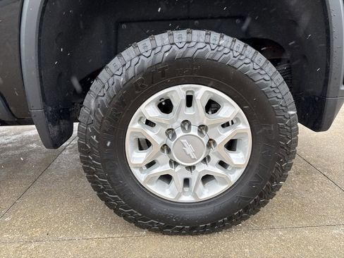 Used 2020 Chevrolet Silverado 2500 LTZ w/ LTZ Convenience Package image 53