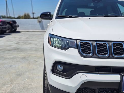 New 2026 Jeep Compass Latitude AWD/4WD image 2