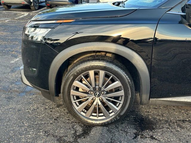 Certified 2022 Nissan Pathfinder SL w/ SL Premium Package AWD/4WD image 8