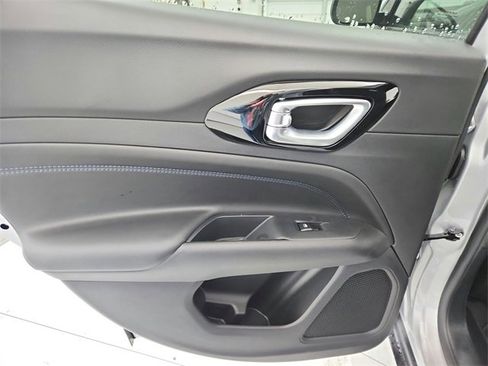 New 2026 Jeep Compass Latitude image 32