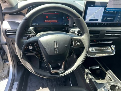 Used 2024 Lincoln Corsair Reserve w/ Equipment Group 201A FWD image 12