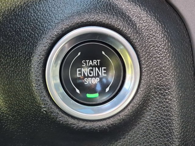 Used 2021 GMC Sierra 1500 Denali w/ Denali Ultimate Package AWD/4WD image 16