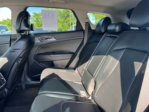 Used 2024 Kia Sportage SX FWD image 5