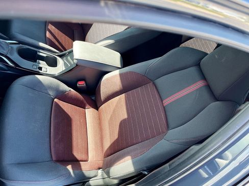 Used 2023 Toyota Corolla SE image 18