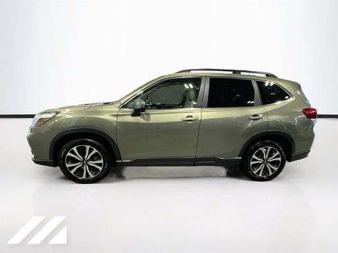 Used 2019 Subaru Forester Limited AWD/4WD image 8