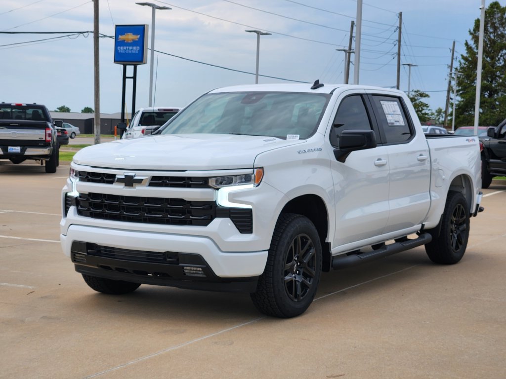 New 2026 Chevrolet Silverado 1500 RST w/ RST Select Package AWD/4WD image 2