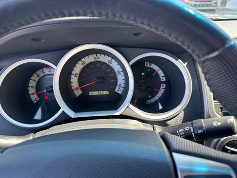 Used 2015 Toyota Tacoma 4x4 Double Cab w/ TRD Sport Package image 10