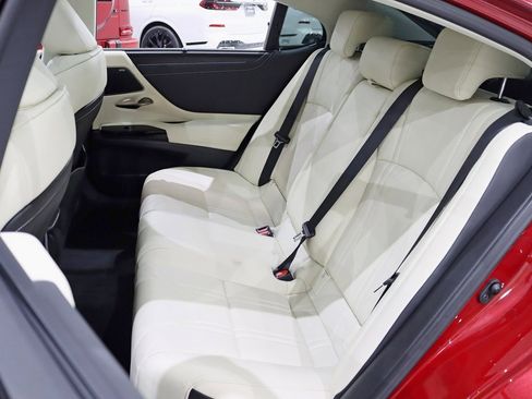 Used 2022 Lexus ES 350 Ultra Luxury image 28