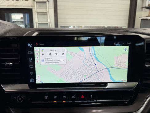 Used 2024 Chevrolet Silverado 2500 High Country image 21