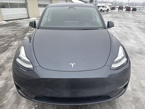 Used 2021 Tesla Model Y 2WD image 12