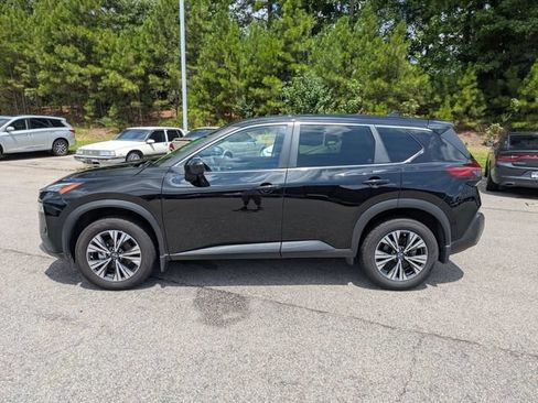 Used 2023 Nissan Rogue SV FWD image 6