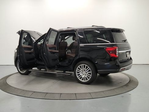 Used 2023 Ford Expedition Limited RWD image 14