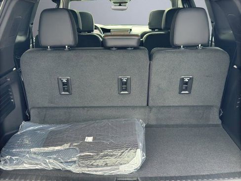 New 2026 GMC Acadia Denali Ultimate image 25