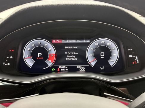 Used 2024 Audi SQ8 Prestige w/ Prestige Package image 24