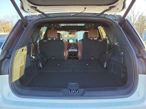 New 2026 Lincoln Aviator Reserve image 10