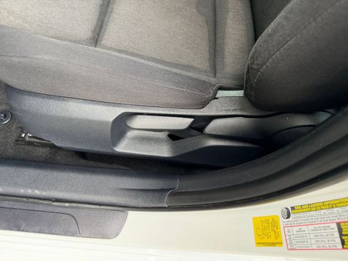 Used 2025 Toyota Camry LE image 22