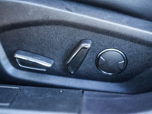 Used 2020 Ford Fusion SEL image 20