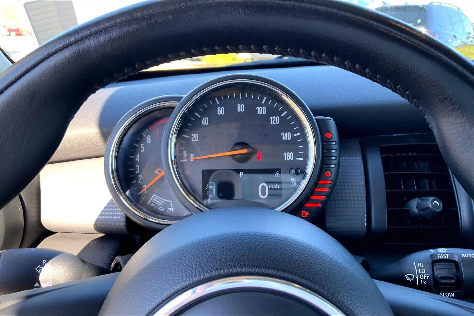 Used 2016 MINI Cooper 2-Door Hardtop FWD image 24