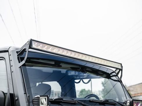 Used 2016 Jeep Wrangler Unlimited Sahara w/ Connectivity Group AWD/4WD image 28