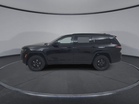 New 2026 Jeep Grand Cherokee L 4WD image 9