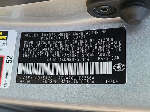 Used 2024 Toyota Camry SE FWD image 26