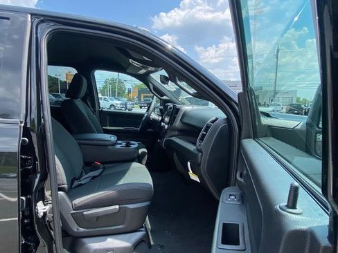 New 2025 RAM 2500 Tradesman image 27