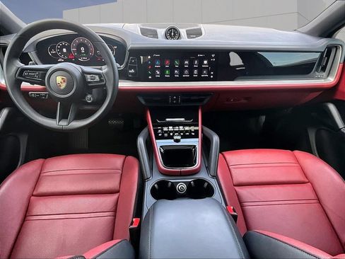 Certified 2024 Porsche Cayenne Coupe AWD/4WD image 14