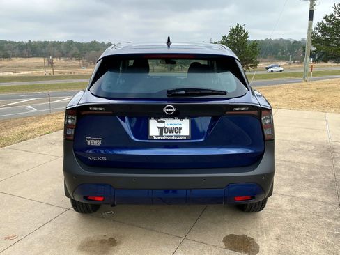 Used 2026 Nissan Kicks S image 5
