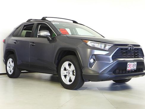 Used 2020 Toyota RAV4 XLE image 4