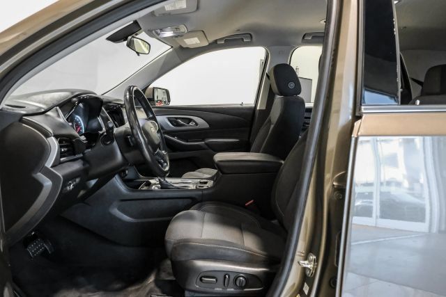 Used 2020 Chevrolet Traverse LT FWD image 5